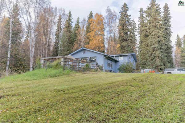 1893 WOODBINE DR, FAIRBANKS, AK 99709, photo 3 of 31