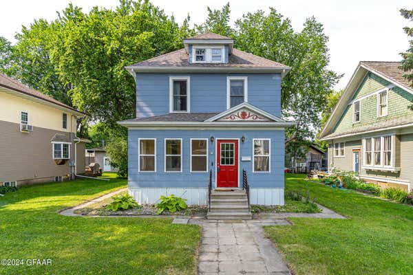 725 N 6TH ST, GRAND FORKS, ND 58203 - Image 1