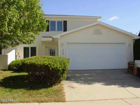 3922 MEADOW BROOK CT, GRAND FORKS, ND 58201 - Image 1