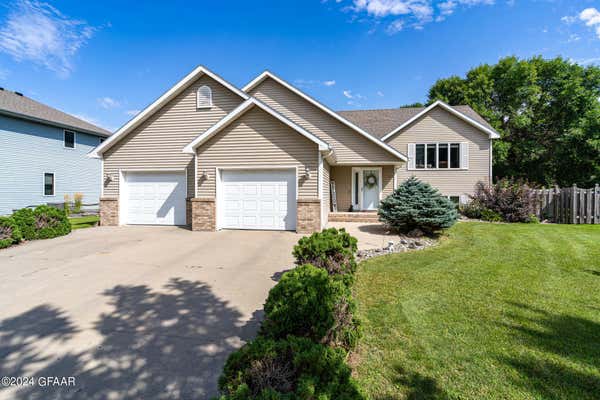 2697 S 38TH ST, GRAND FORKS, ND 58201 - Image 1