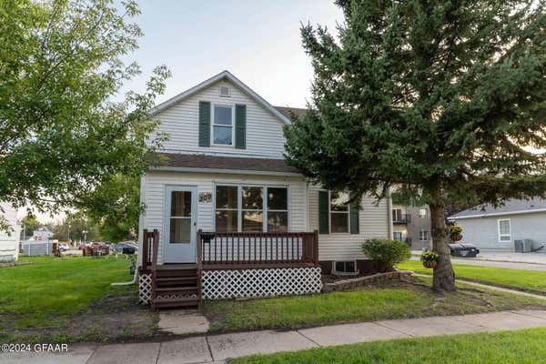 309 5TH ST NW, EAST GRAND FORKS, MN 56721 - Image 1