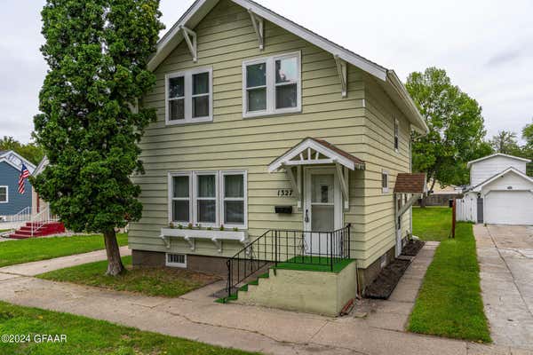 1327 WALNUT ST, GRAND FORKS, ND 58201 - Image 1