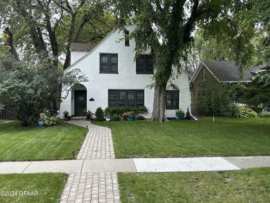 202 CONKLIN AVE, GRAND FORKS, ND 58203 - Image 1