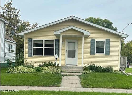 102 WALNUT ST, GRAND FORKS, ND 58201 - Image 1