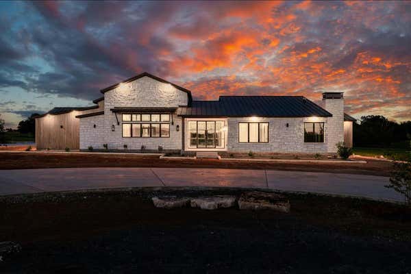 1318 COUNTRYSIDE BND, FREDERICKSBURG, TX 78624 - Image 1