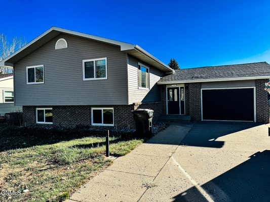 316 ROSE LN, WILLISTON, ND 58801 - Image 1