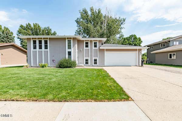 1621 OMAHA DR, BISMARCK, ND 58504 - Image 1