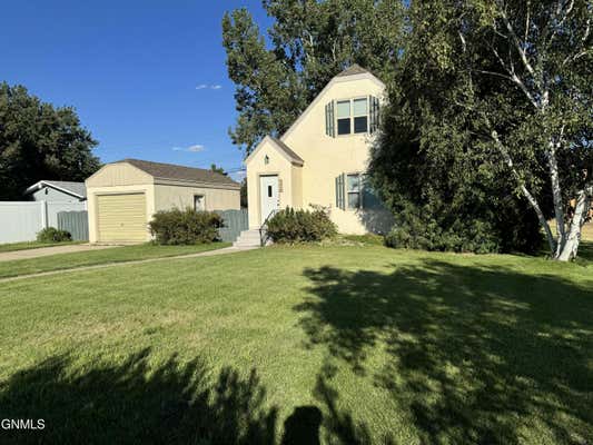 2410 UNIVERSITY AVE, WILLISTON, ND 58801 - Image 1