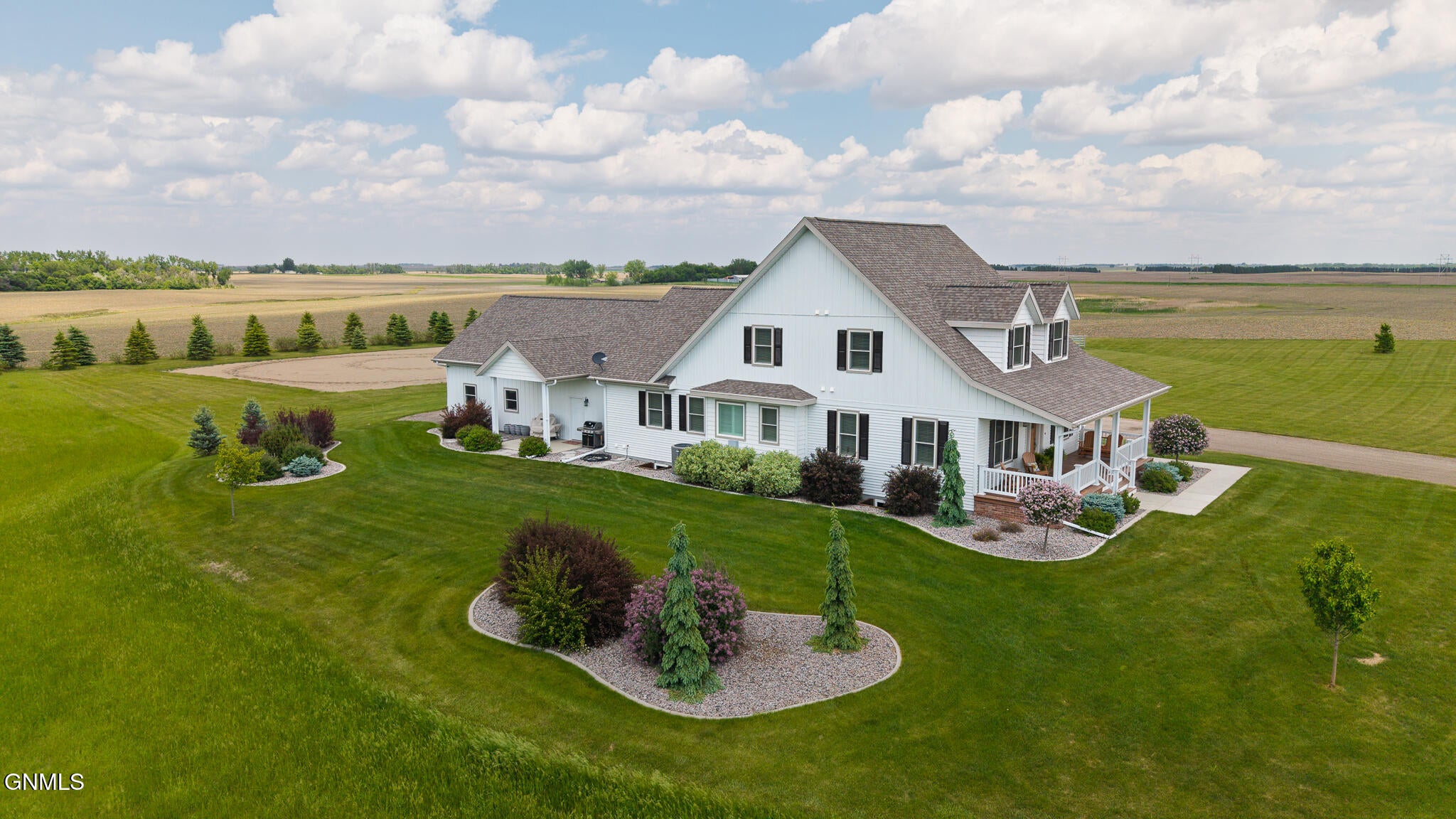 Jamestown, North Dakota, 58401, United States, ,4 BathroomsBathrooms,Residential,Active,1868132