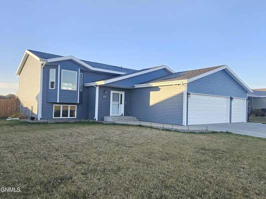 4919 HITCHCOCK DR, BISMARCK, ND 58503 - Image 1