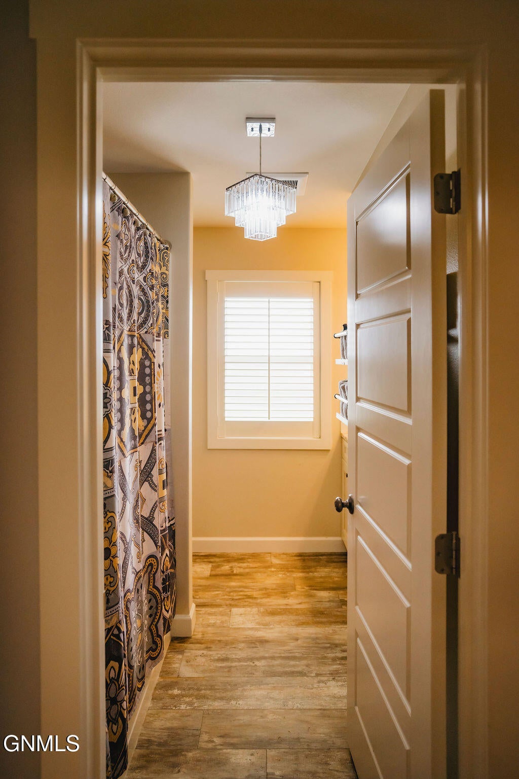 Jamestown, North Dakota, 58401, United States, ,4 BathroomsBathrooms,Residential,Active,1868132