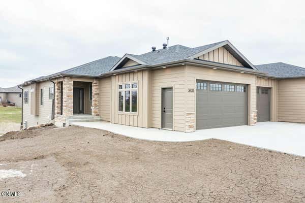 3633 RIDGE WAY, BISMARCK, ND 58503 - Image 1