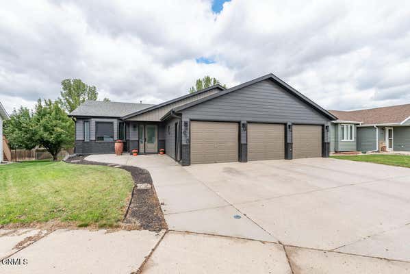 910 20TH ST SE, MANDAN, ND 58554 - Image 1