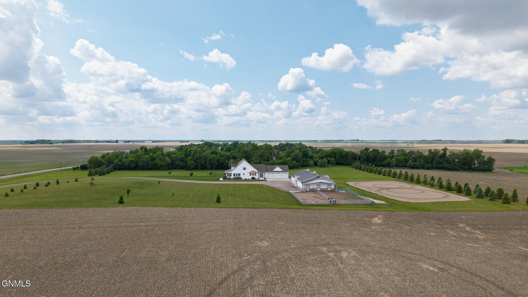 Jamestown, North Dakota, 58401, United States, ,4 BathroomsBathrooms,Residential,Active,1868132