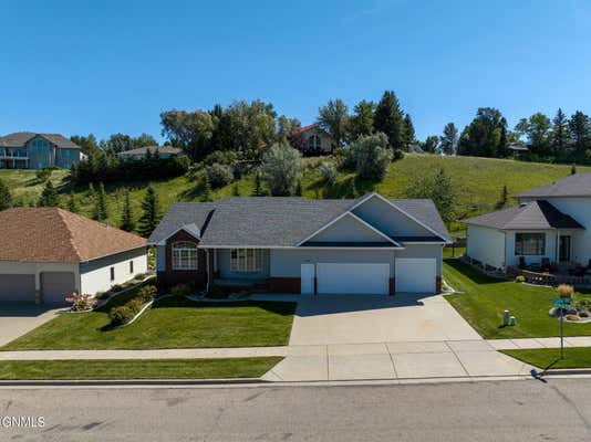 733 CODY DR, BISMARCK, ND 58503 - Image 1