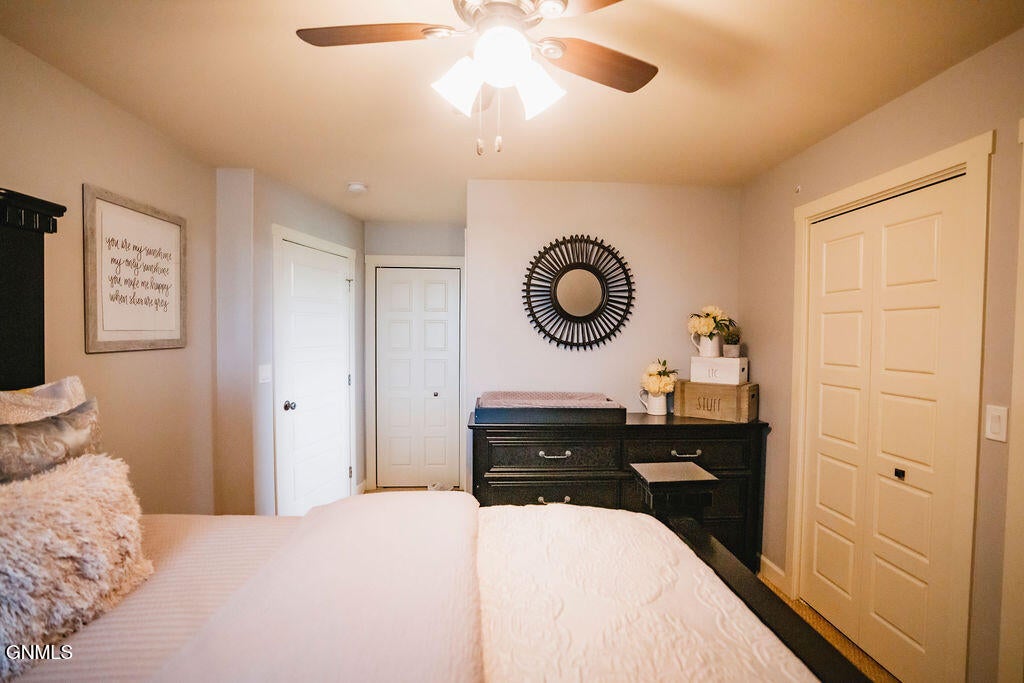 Jamestown, North Dakota, 58401, United States, ,4 BathroomsBathrooms,Residential,Active,1868132