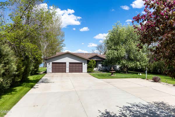 7022 WILLOW RD N, MANDAN, ND 58554 - Image 1