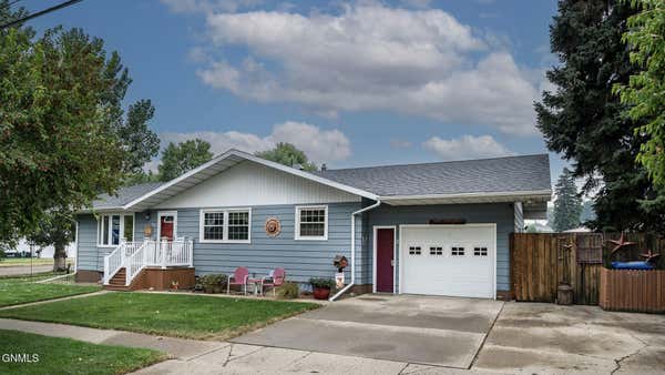 501 1ST AVE NW, BEULAH, ND 58523 - Image 1