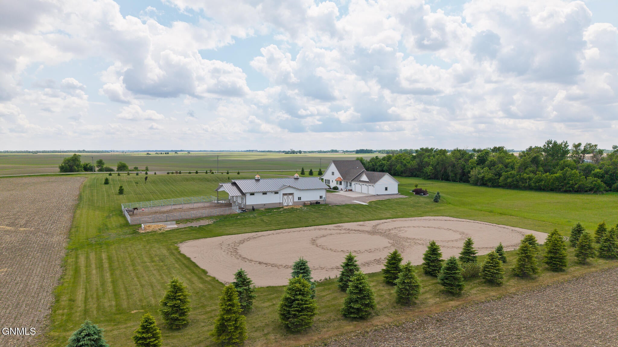 Jamestown, North Dakota, 58401, United States, ,4 BathroomsBathrooms,Residential,Active,1868132