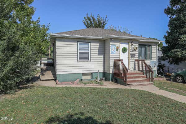 902 W MAIN ST, MANDAN, ND 58554 - Image 1