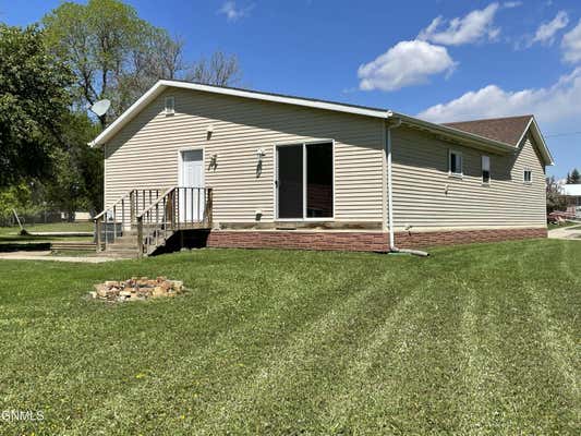 413 FRONT ST SE, BEULAH, ND 58523 - Image 1