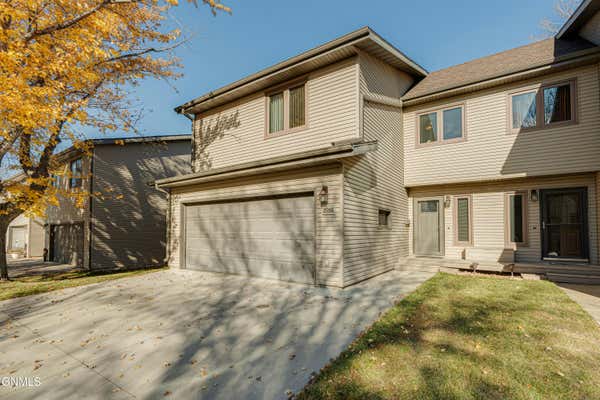 2986 ONTARIO LN, BISMARCK, ND 58503 - Image 1