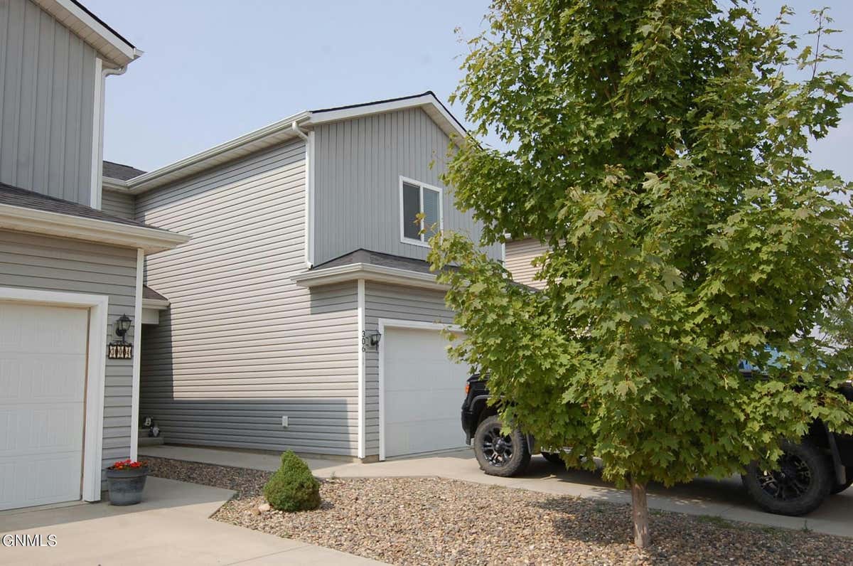 306 8TH AVE NW, SIDNEY, MT 59270, photo 1 of 16