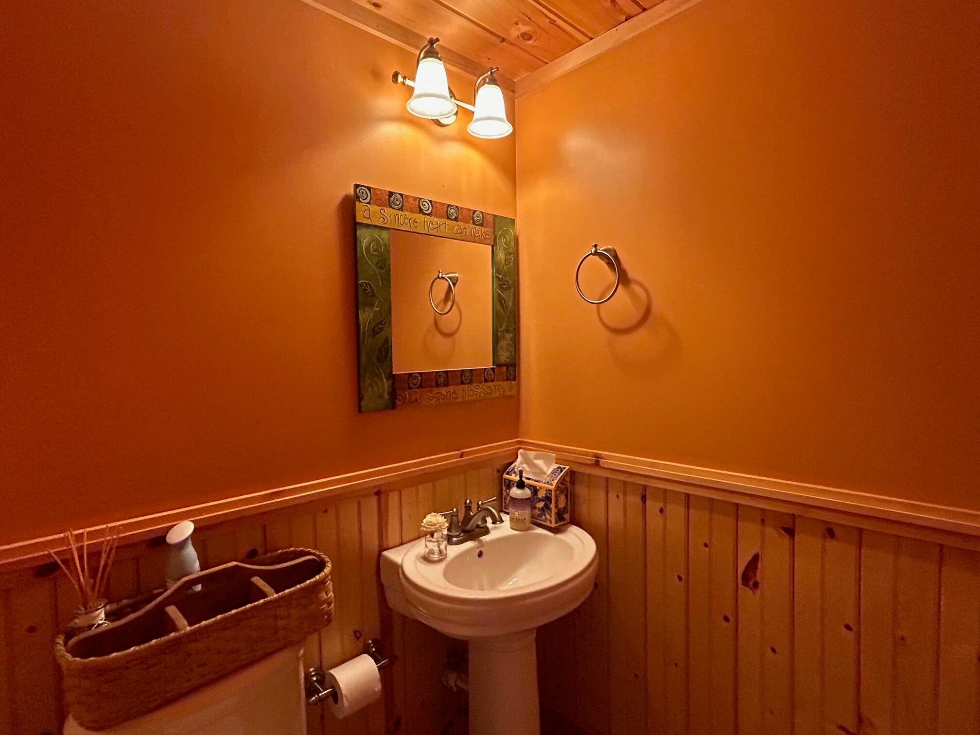 Lewisburg, West Virginia, 24901, United States, 4 Bedrooms Bedrooms, ,4 BathroomsBathrooms,Residential,Active,1936629