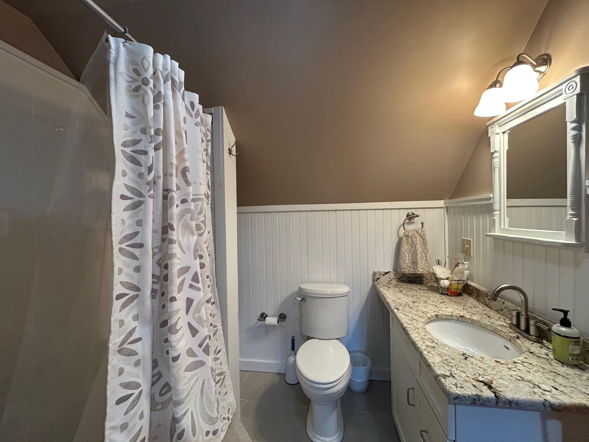 Lewisburg, West Virginia, 24901, United States, 4 Bedrooms Bedrooms, ,4 BathroomsBathrooms,Residential,Active,1936629