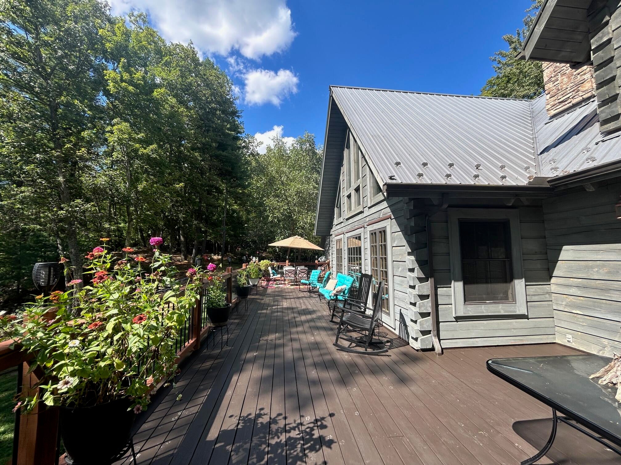 Lewisburg, West Virginia, 24901, United States, 4 Bedrooms Bedrooms, ,4 BathroomsBathrooms,Residential,Active,1936629