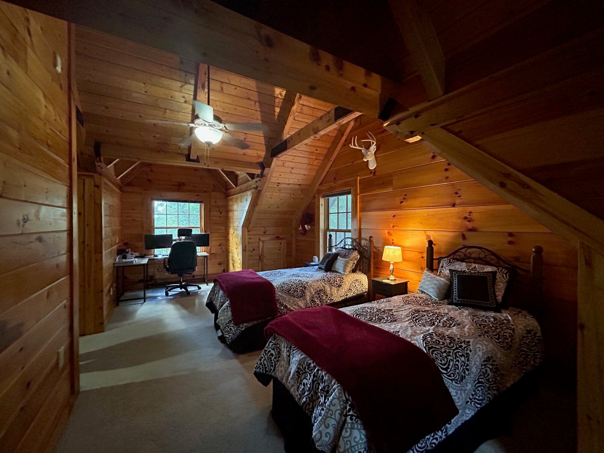 Lewisburg, West Virginia, 24901, United States, 4 Bedrooms Bedrooms, ,4 BathroomsBathrooms,Residential,Active,1936629