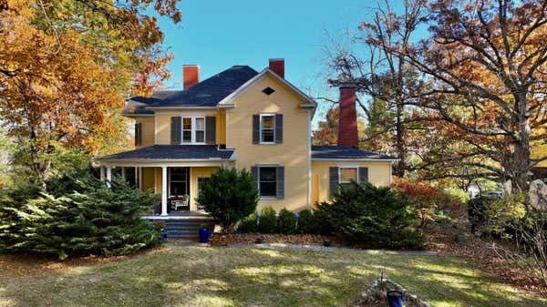 152 HARRIS ST, LEWISBURG, WV 24901 - Image 1