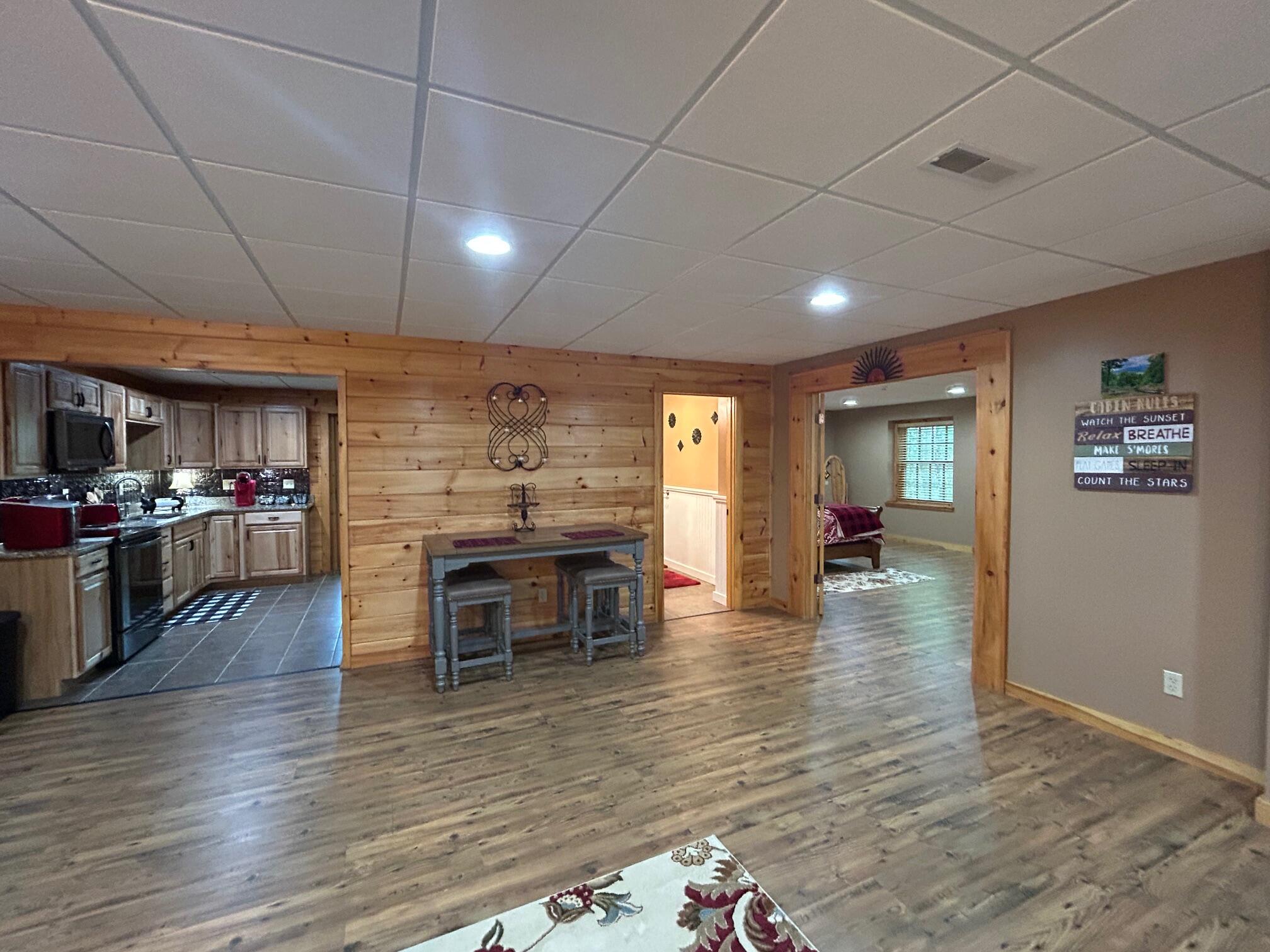 Lewisburg, West Virginia, 24901, United States, 4 Bedrooms Bedrooms, ,4 BathroomsBathrooms,Residential,Active,1936629
