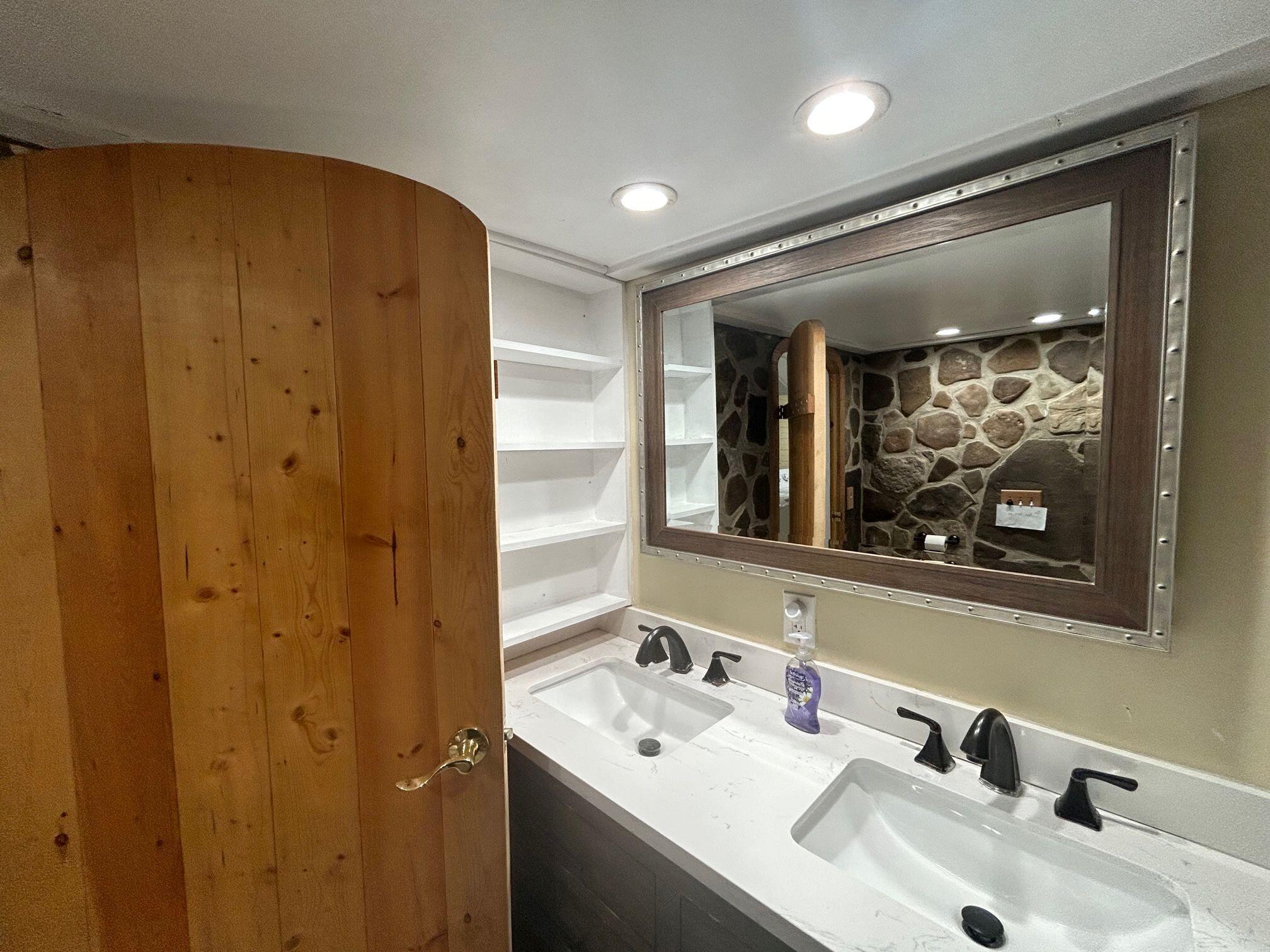 Secondcreek, West Virginia, 24974, United States, ,2 BathroomsBathrooms,Residential,Active,1769466