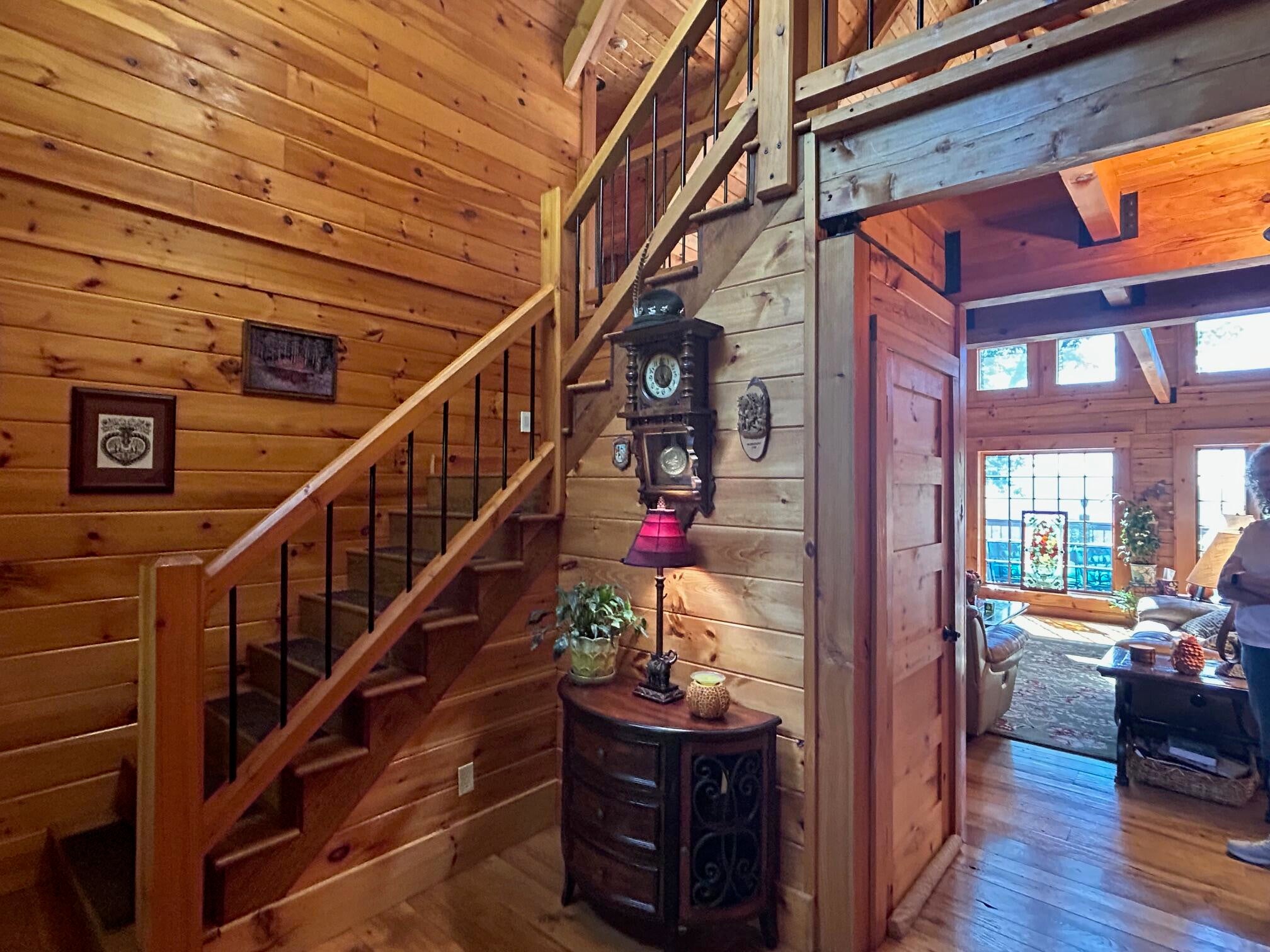 Lewisburg, West Virginia, 24901, United States, 4 Bedrooms Bedrooms, ,4 BathroomsBathrooms,Residential,Active,1936629