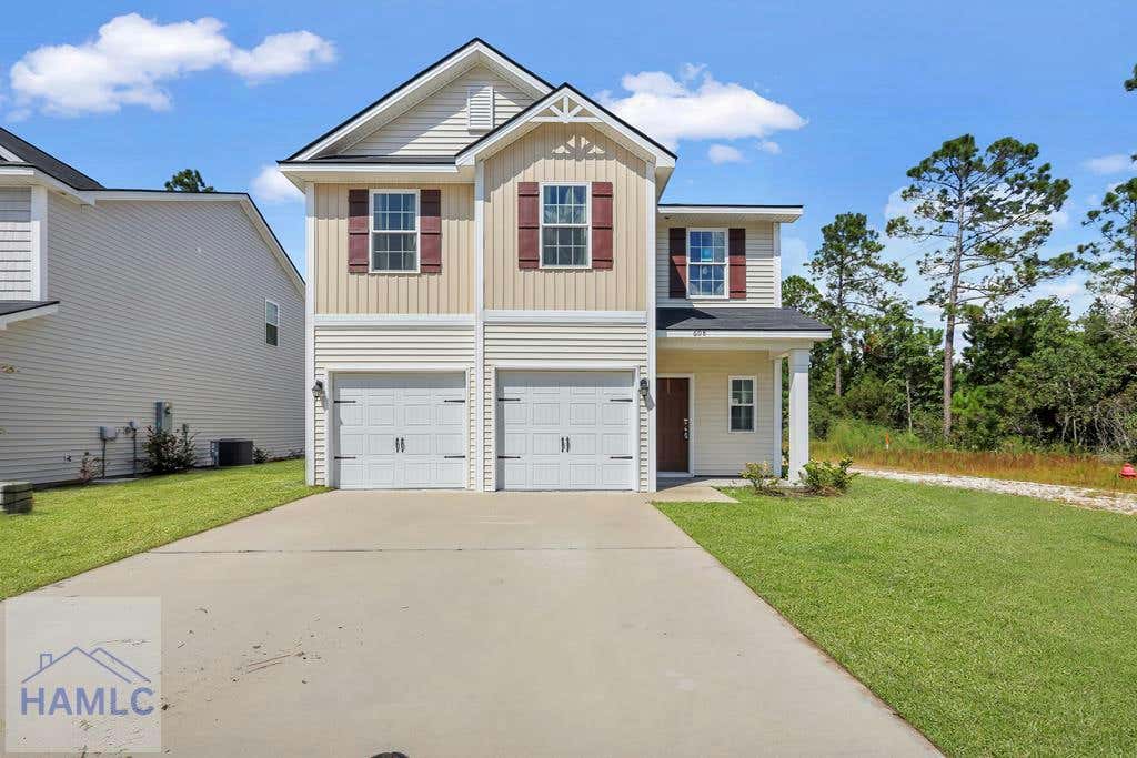 608 BRIGHTLEAF CIR, HINESVILLE, GA 31313, photo 1 of 35