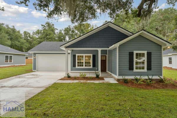 411 PINE ST SE, DARIEN, GA 31305 - Image 1