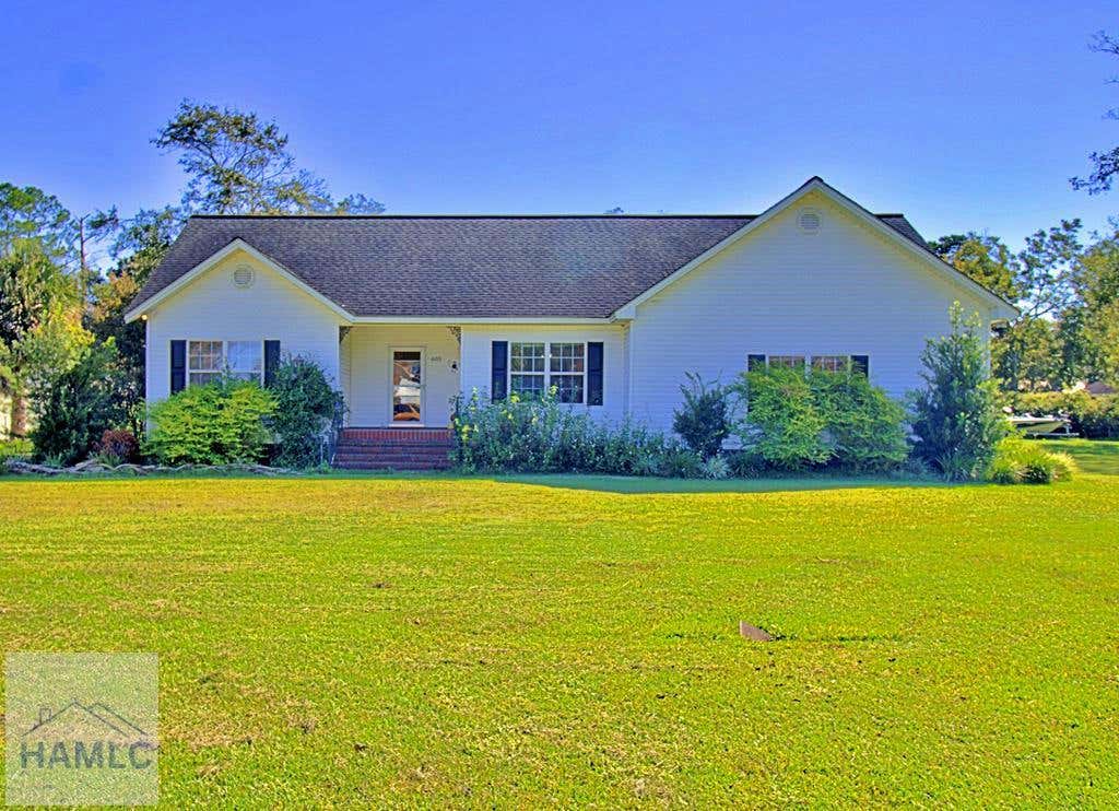 605 MORRIS ST, GLENNVILLE, GA 30427, photo 1 of 21