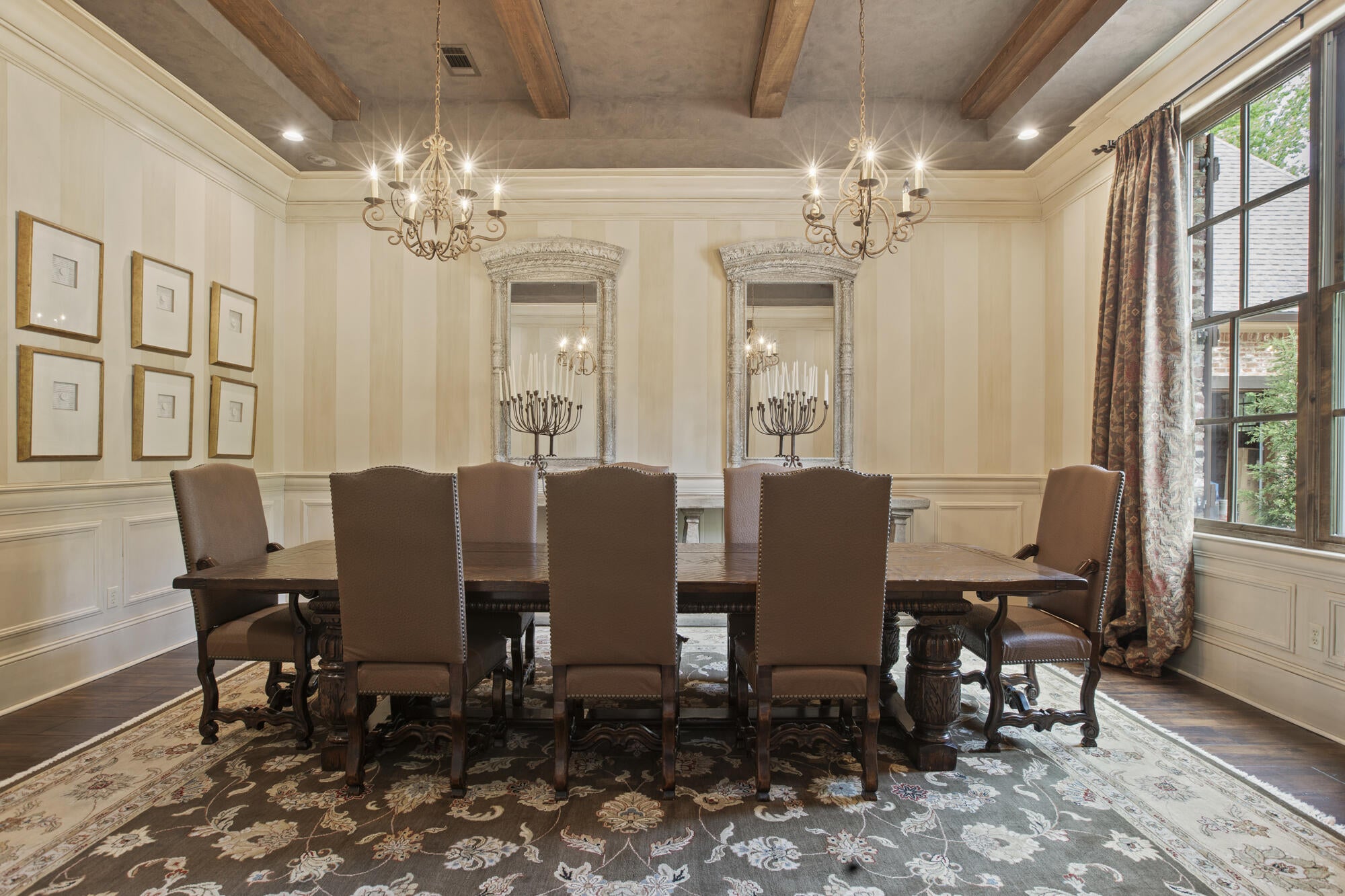 Hattiesburg, Mississippi, 39402, United States, ,5 BathroomsBathrooms,Residential,Active,1820499