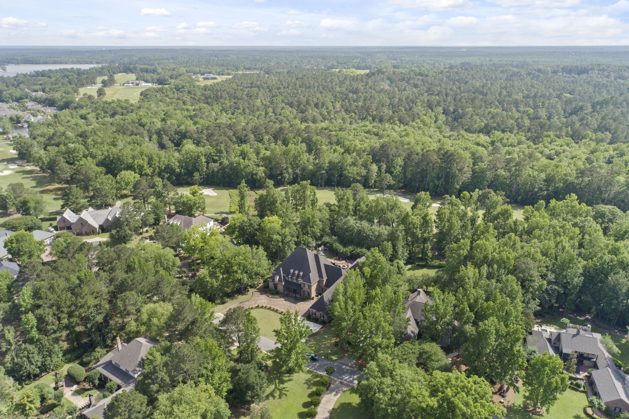 Hattiesburg, Mississippi, 39402, United States, 5 Bedrooms Bedrooms, ,5 BathroomsBathrooms,Residential,Active,2014920