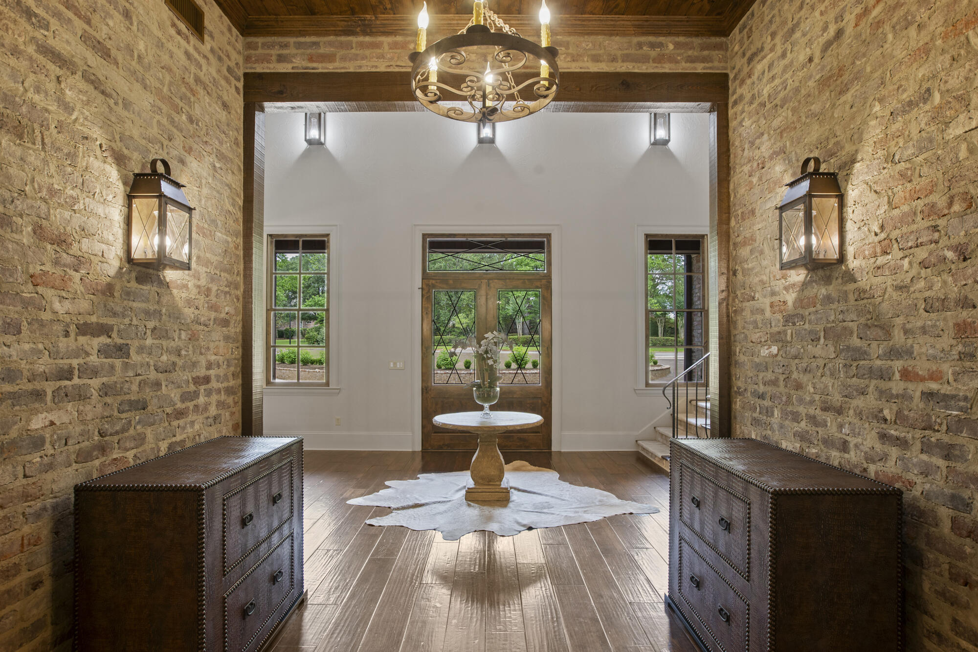 Hattiesburg, Mississippi, 39402, United States, 5 Bedrooms Bedrooms, ,5 BathroomsBathrooms,Residential,Active,2014920