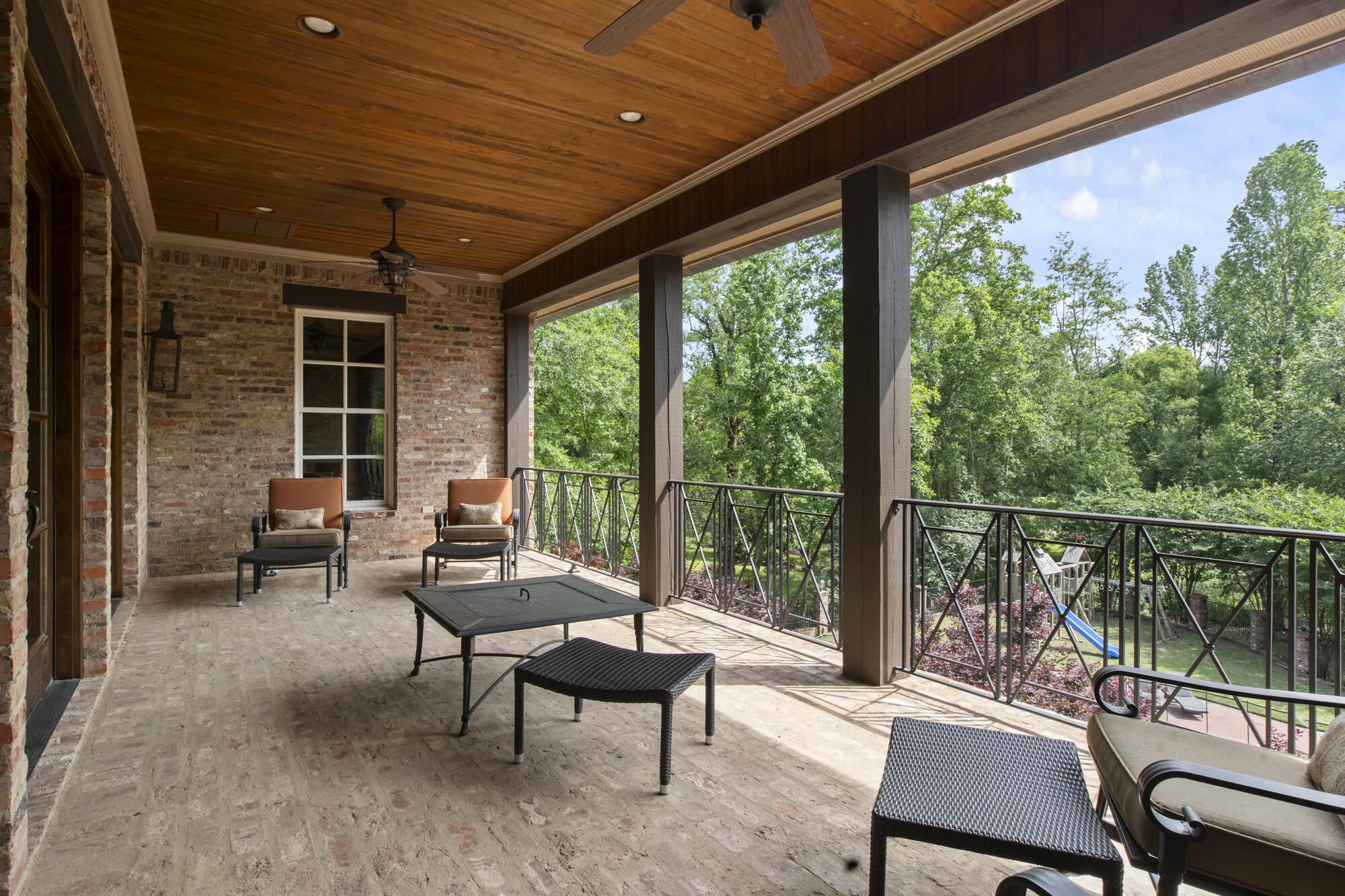 Hattiesburg, Mississippi, 39402, United States, 5 Bedrooms Bedrooms, ,5 BathroomsBathrooms,Residential,Active,2014920