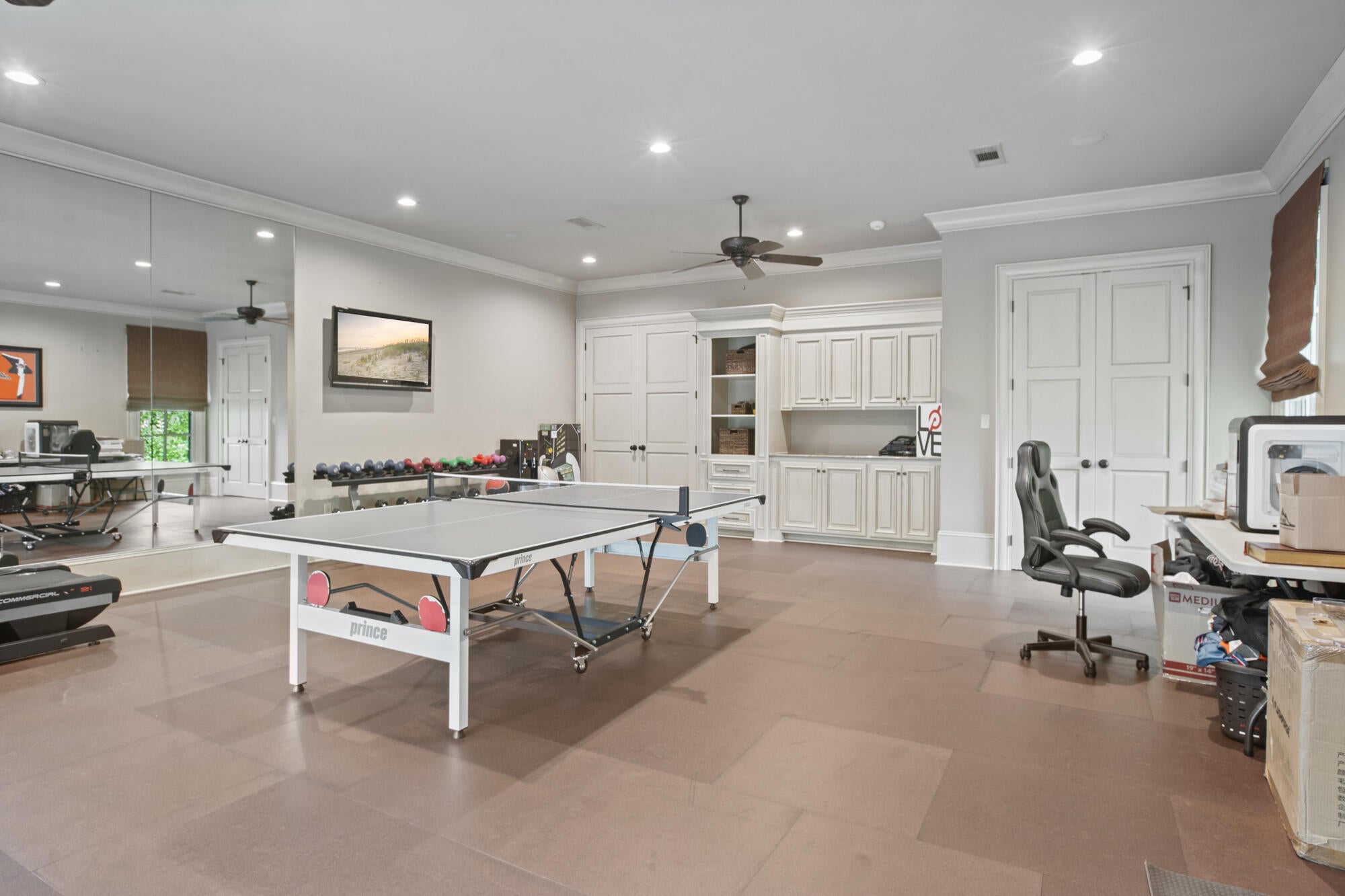 Hattiesburg, Mississippi, 39402, United States, ,5 BathroomsBathrooms,Residential,Active,1820499