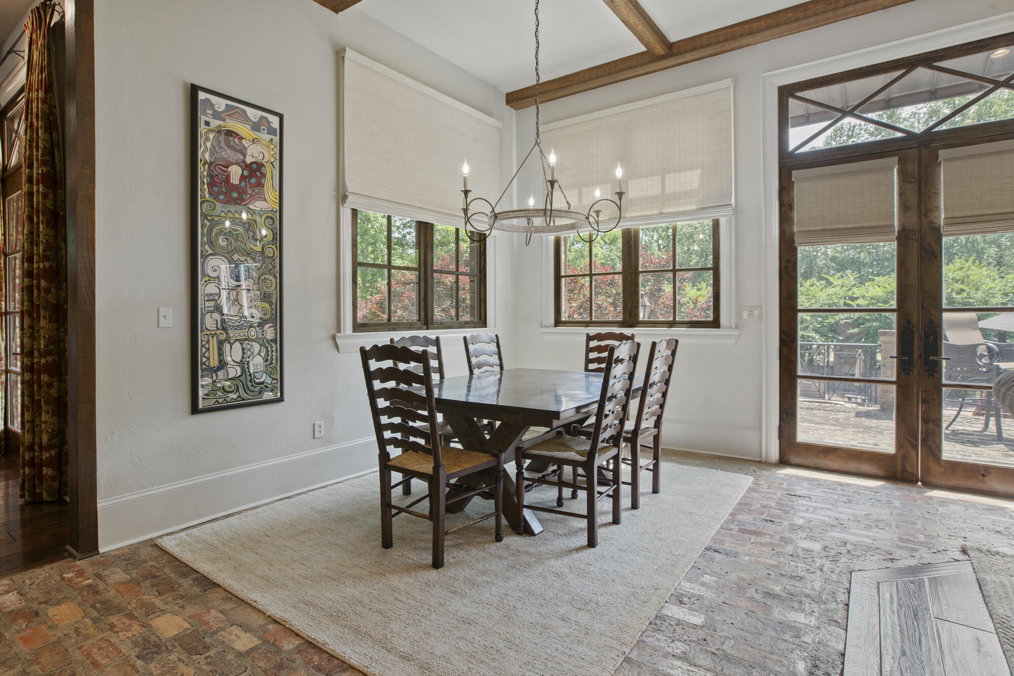 Hattiesburg, Mississippi, 39402, United States, ,5 BathroomsBathrooms,Residential,Active,1820499