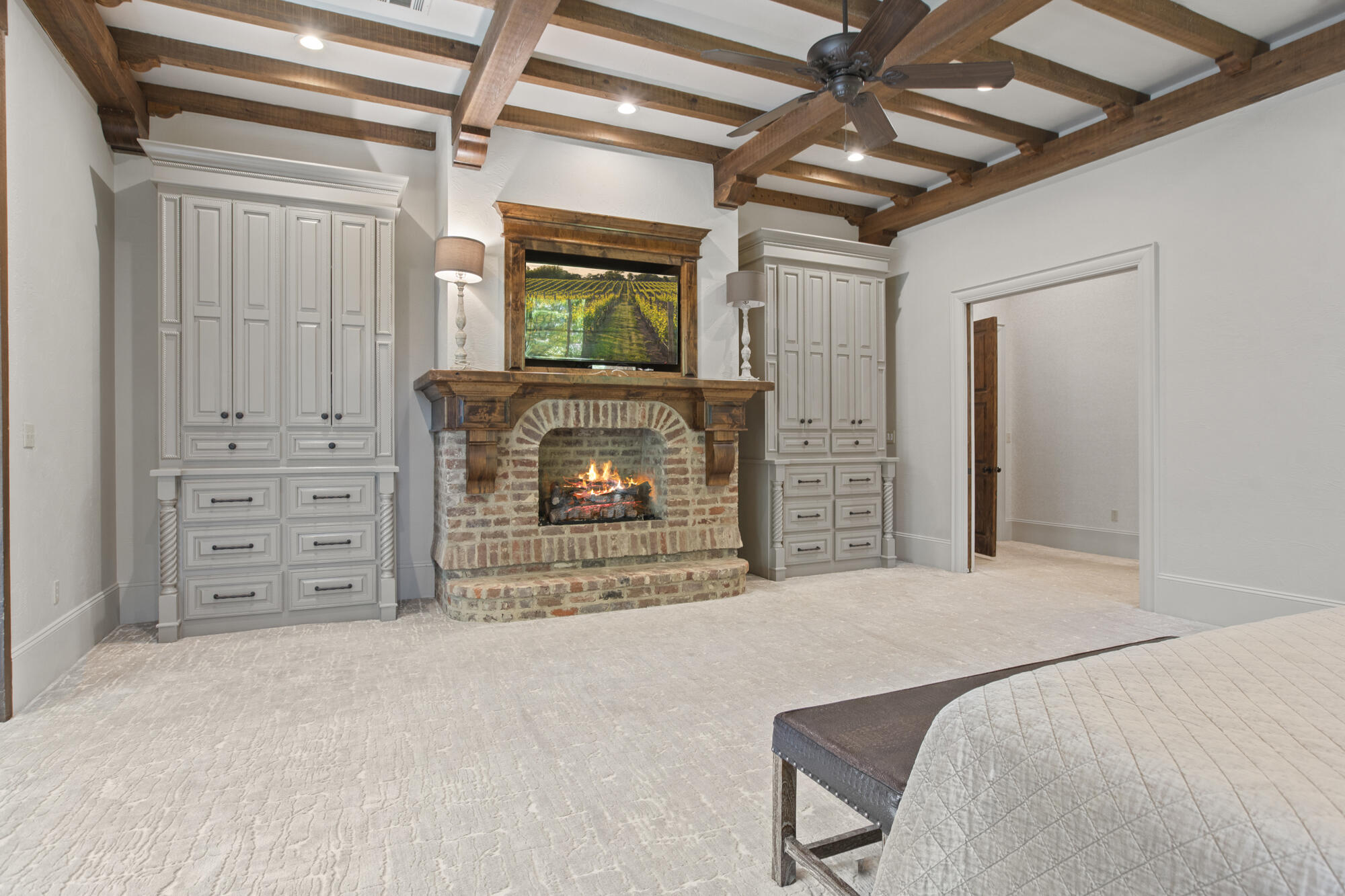 Hattiesburg, Mississippi, 39402, United States, 5 Bedrooms Bedrooms, ,5 BathroomsBathrooms,Residential,Active,2014920