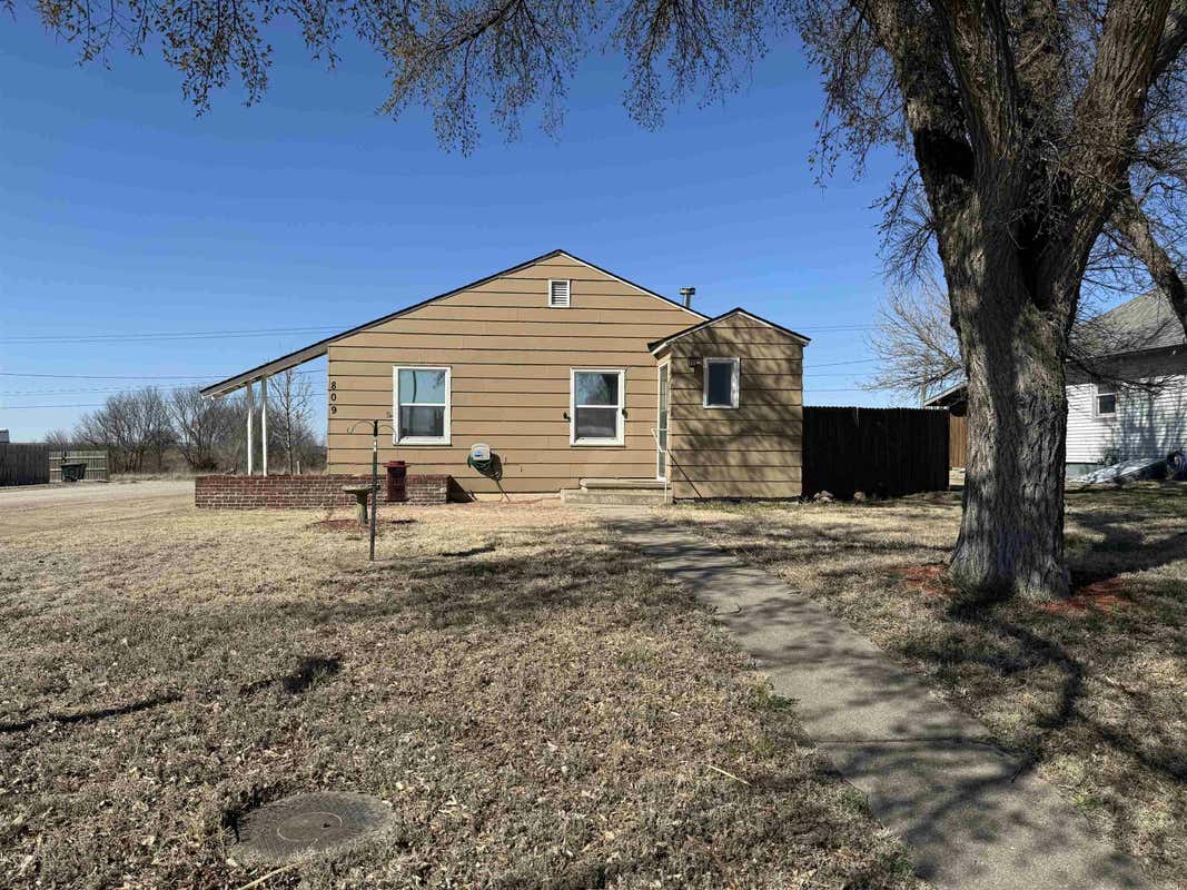 809 ATKIN ST, JETMORE, KS 67854, photo 1 of 20