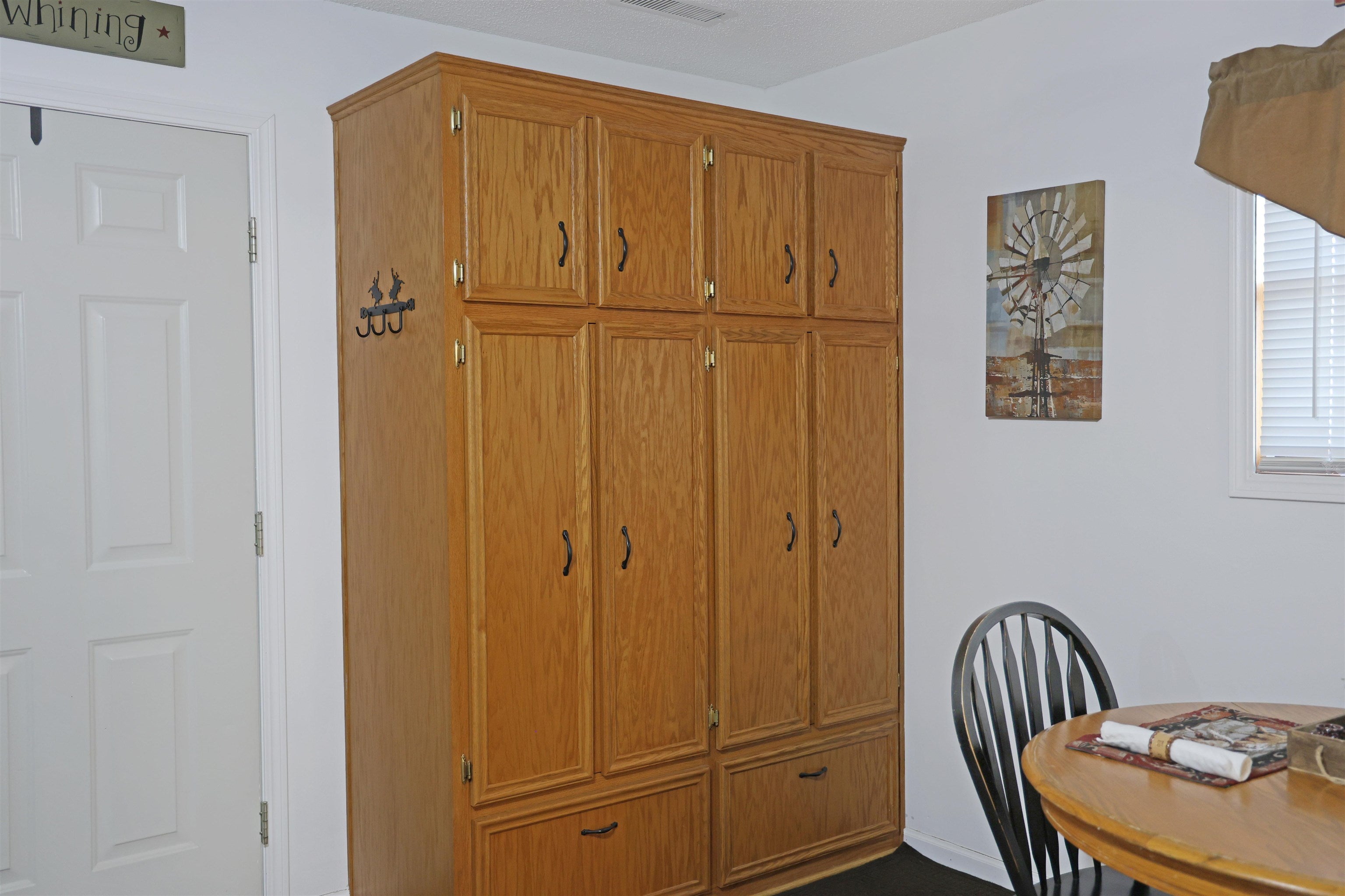 Hays, Kansas, 67601, United States, 5 Bedrooms Bedrooms, ,5 BathroomsBathrooms,Residential,Active,1964298