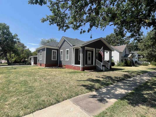 238 E WISCONSIN ST, RUSSELL, KS 67665 - Image 1