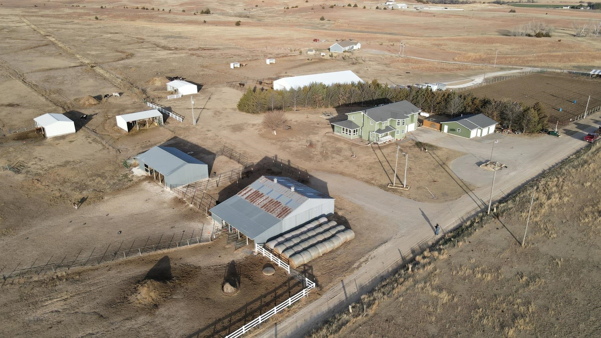 Hays, Kansas, 67601, United States, 5 Bedrooms Bedrooms, ,5 BathroomsBathrooms,Residential,Active,1964298