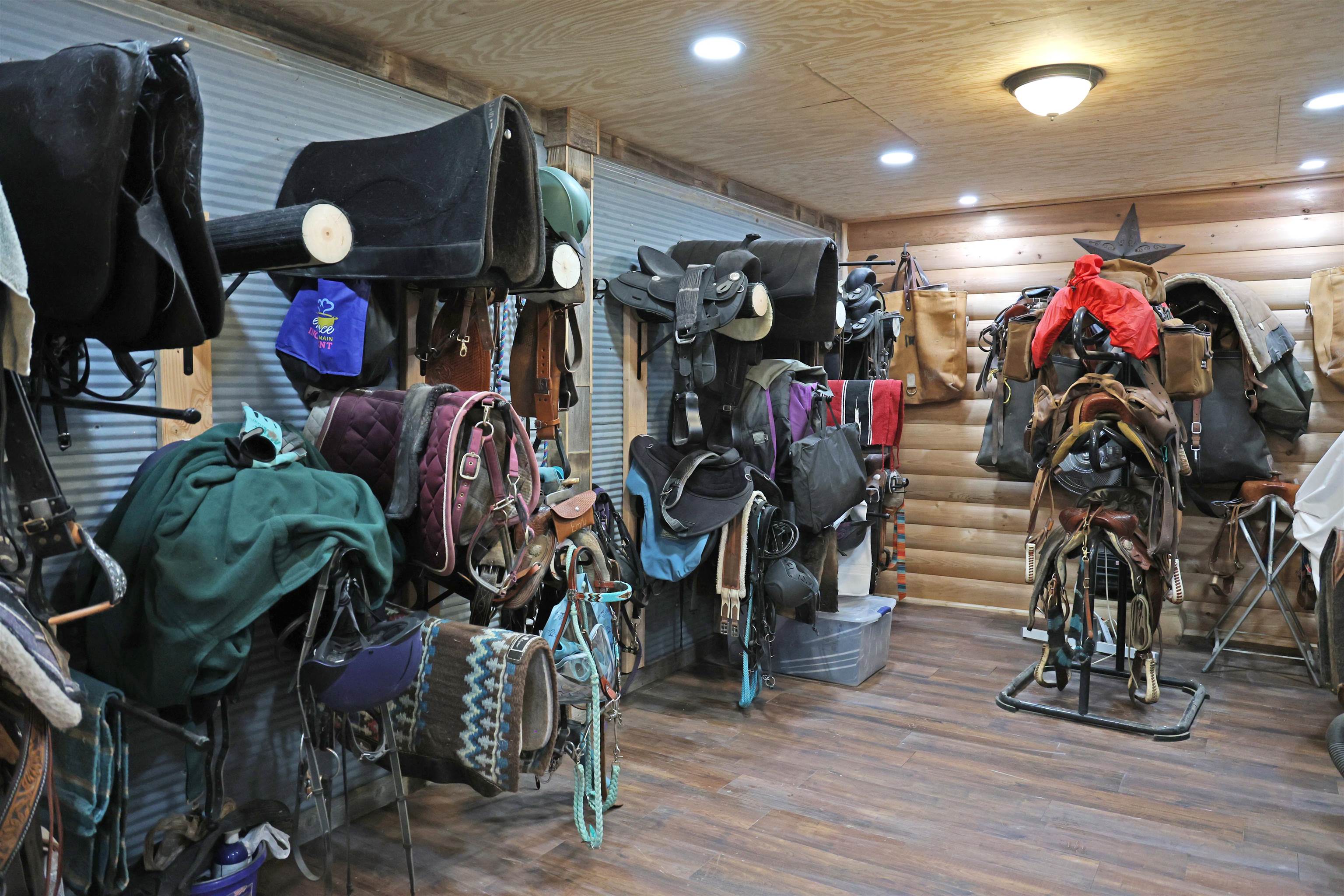 Hays, Kansas, 67601, United States, 5 Bedrooms Bedrooms, ,5 BathroomsBathrooms,Residential,Active,1964298